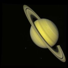 旅行者2号1981年拍摄的土星照片 旅行者2号1981年拍摄的土星照片